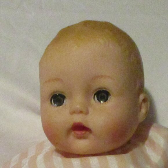 Madame Alexander Baby Doll Huggums Full of Posies - Picture 7 of 8